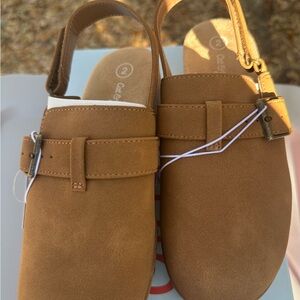 Cat & Jack Tan Kids Sandals